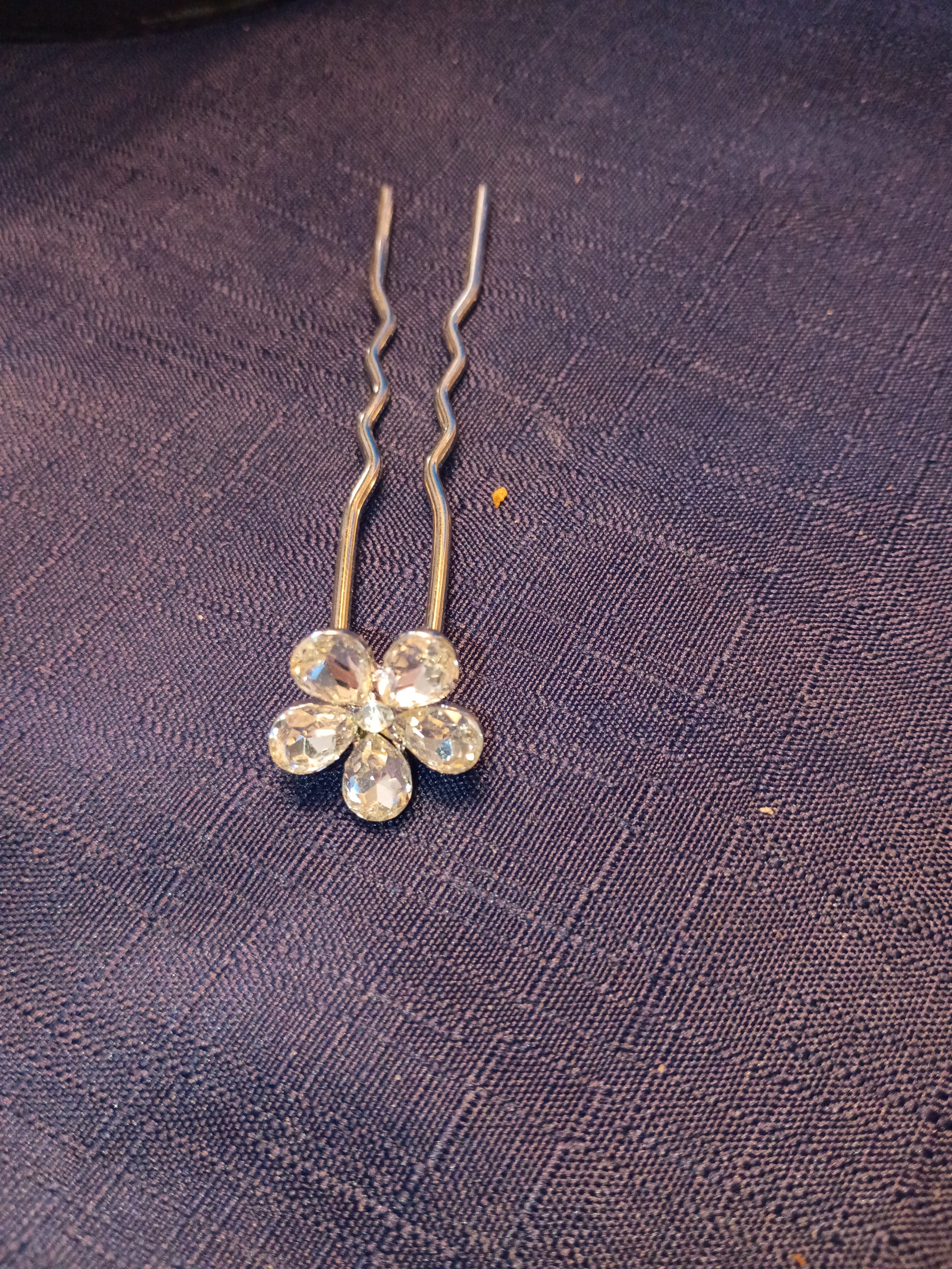 Aria Crystal Floral Bridal Hair Pins  – Premium Wedding Updo Accents