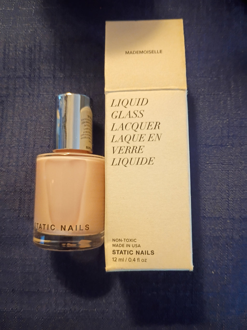 Mademoiselle liquid glass liqueur static nail polish